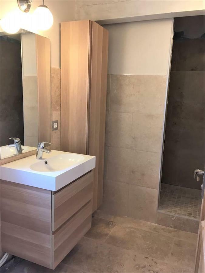 Villa Coquet 2 pièces au calme avec piscine  Fontvieille Esterno foto